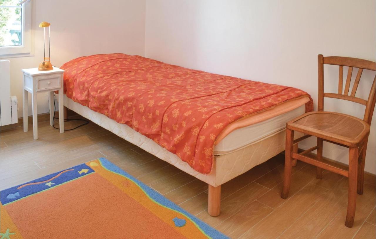 Cozy Home In Lestre With Wifi 퀴네빌 외부 사진